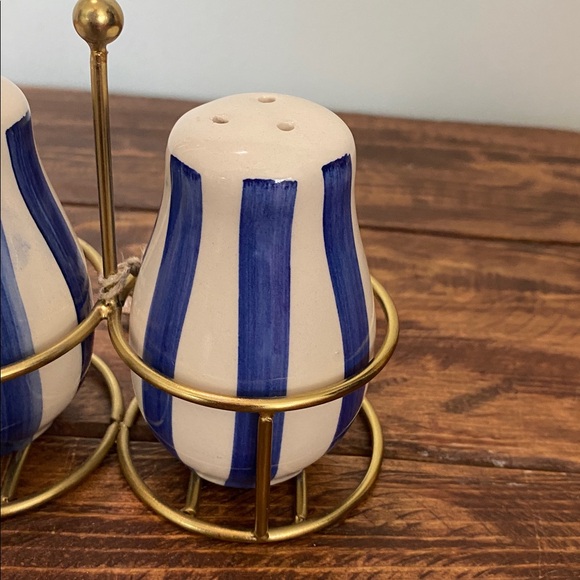 Salt & Pepper Shakers w/ Holder - Picture 9 of 15